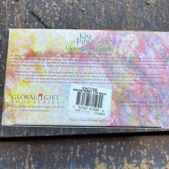 NRFB Kim Anderson Glowing Art Candle 🕯️ - Picture 3 of 6